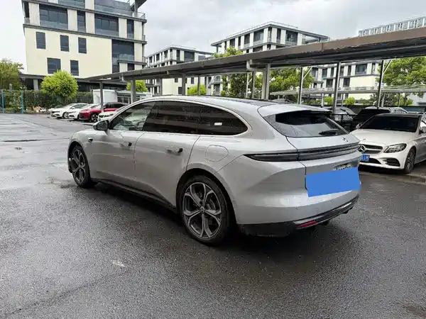 NIO ET5T 2025
