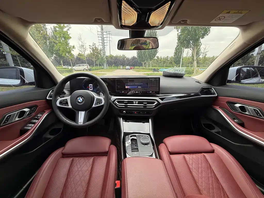 BMW 3 Series 2024