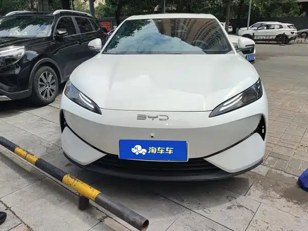 BYD e7 2025