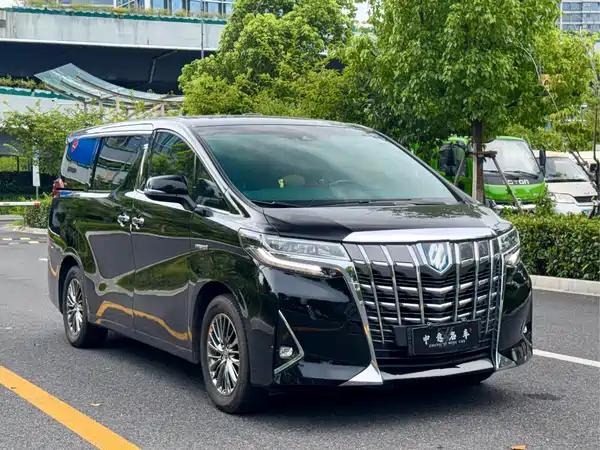 Toyota Alphard 2021