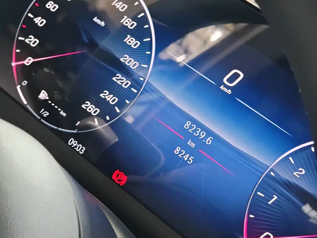 Mercedes-Benz E-Class 2025