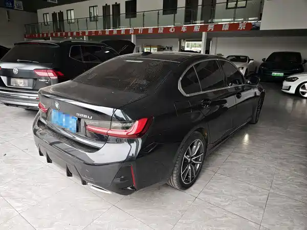 BMW 3 Series 2025