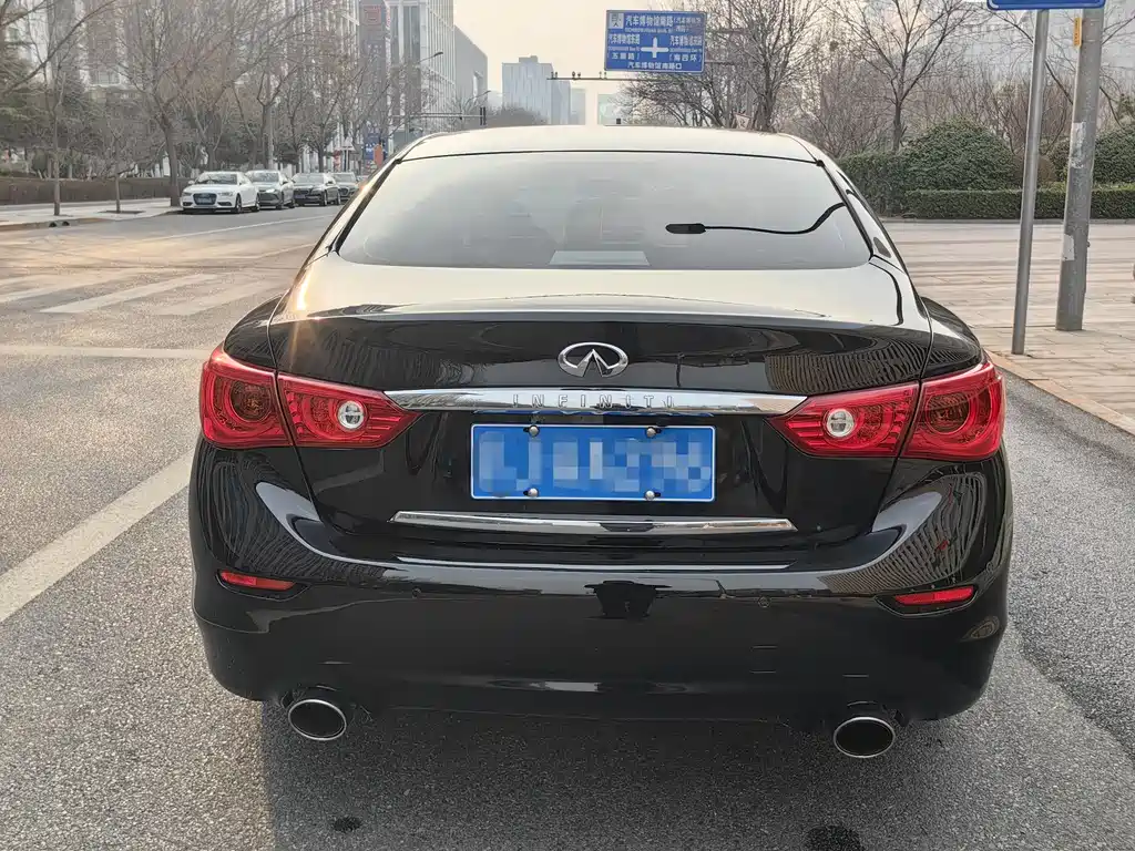 Infiniti Q50L 2017 — фото 3