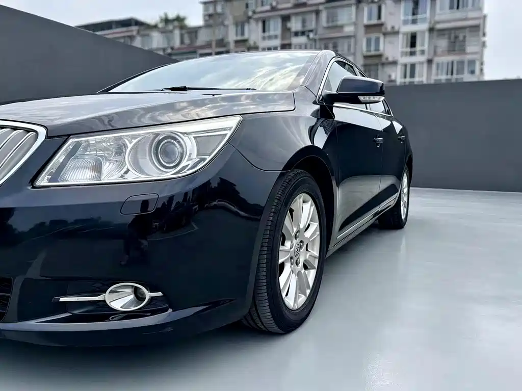 Buick LaCrosse 2012 — фото 7