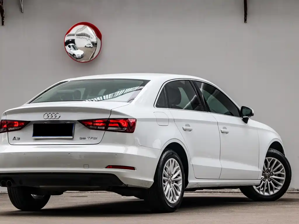 Audi A3 2017 — фото 15