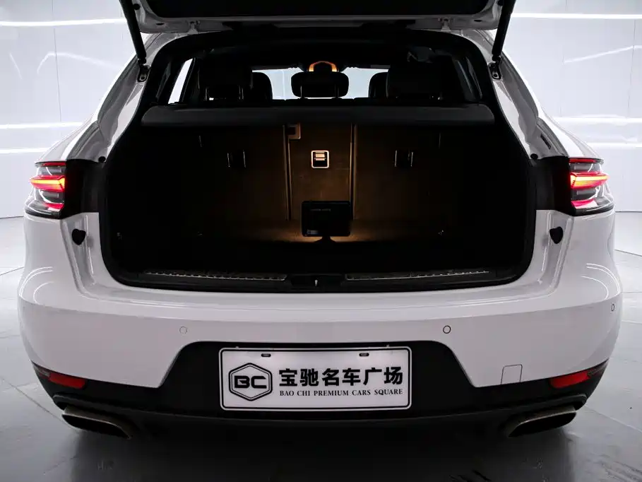 Porsche Macan 2020 — фото 15