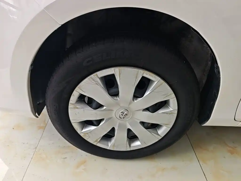 Toyota Vios 2015 — фото 23