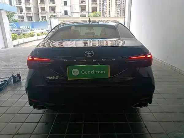 Toyota Avalon 2023