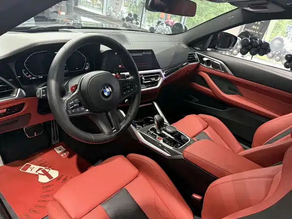 BMW M4 2022