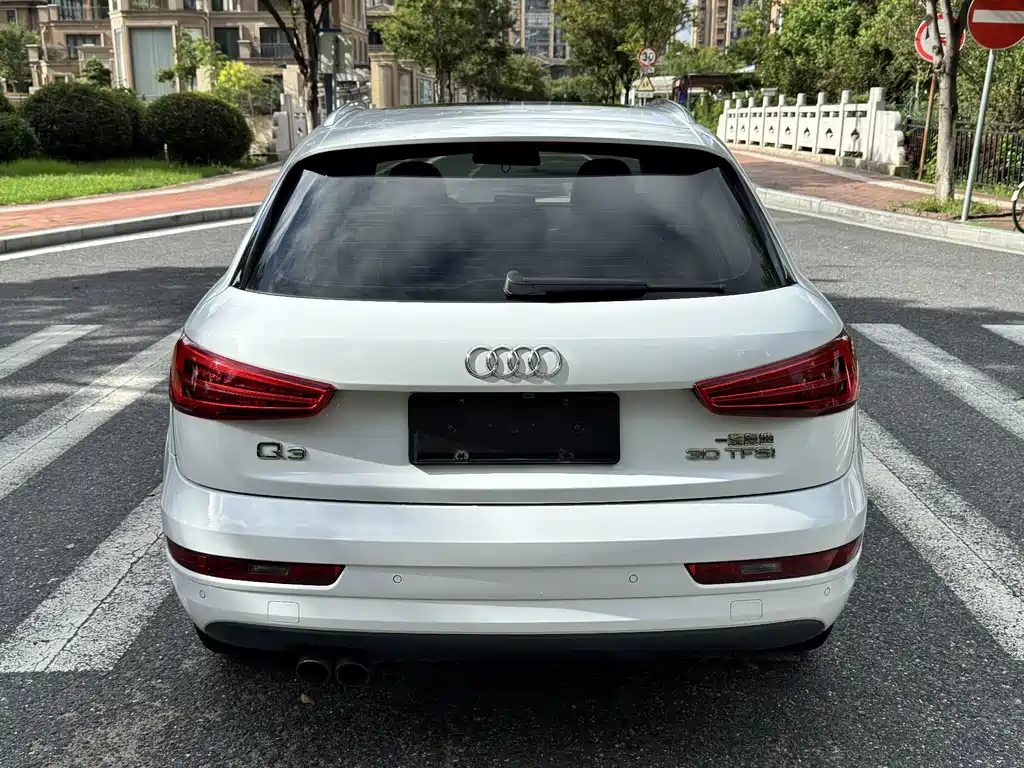 Audi Q3 2016 — фото 5