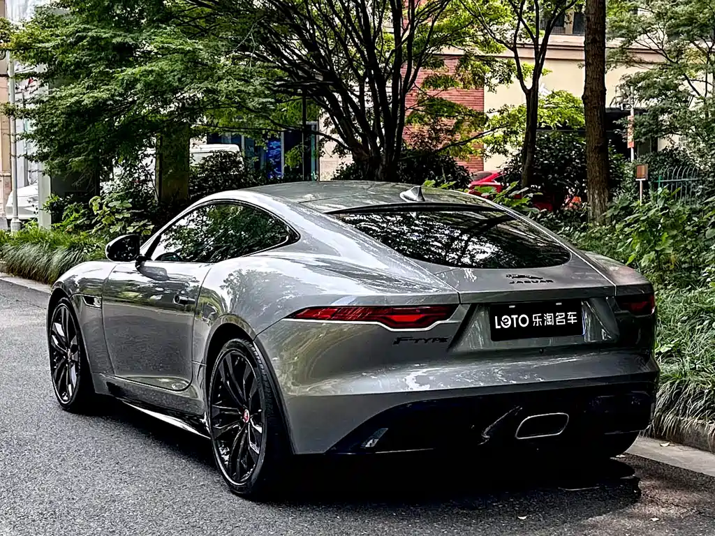 Jaguar F-TYPE 2023 — фото 4