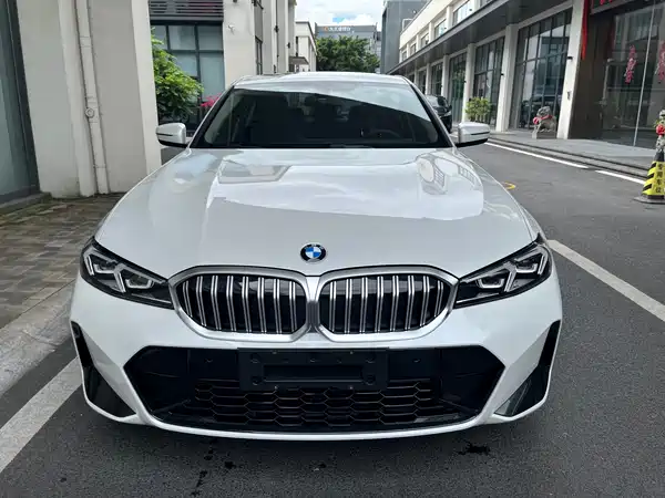 BMW 3 Series 2023