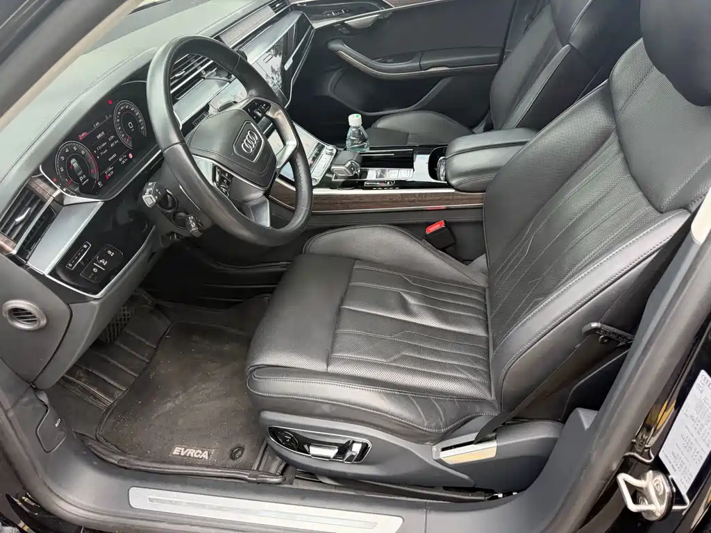 Audi A8 2023