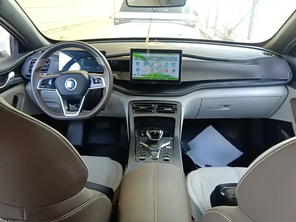 BYD Qin PLUS 2023 — фото 10