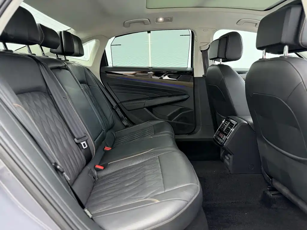 Volkswagen Passat 2019
