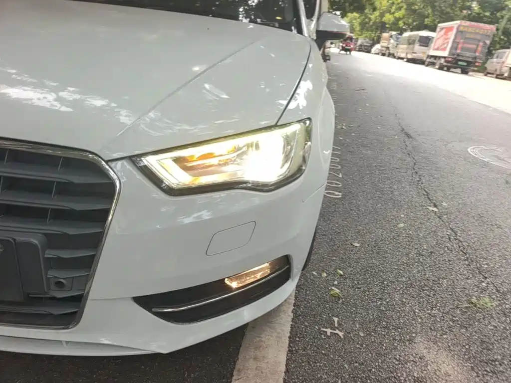 Audi A3 2015 — фото 24