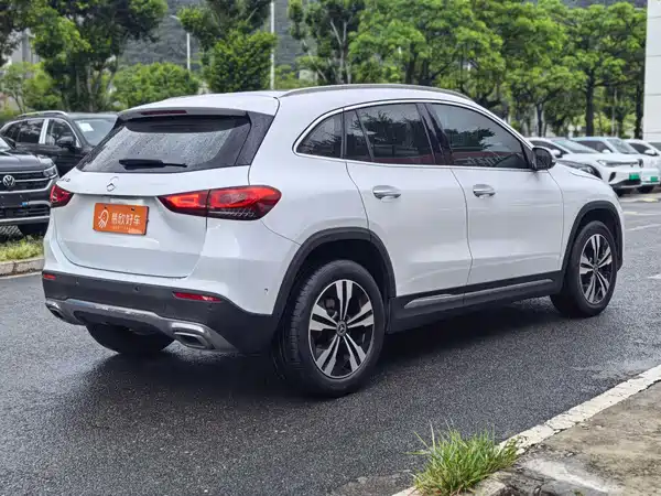 Mercedes-Benz GLA 2020