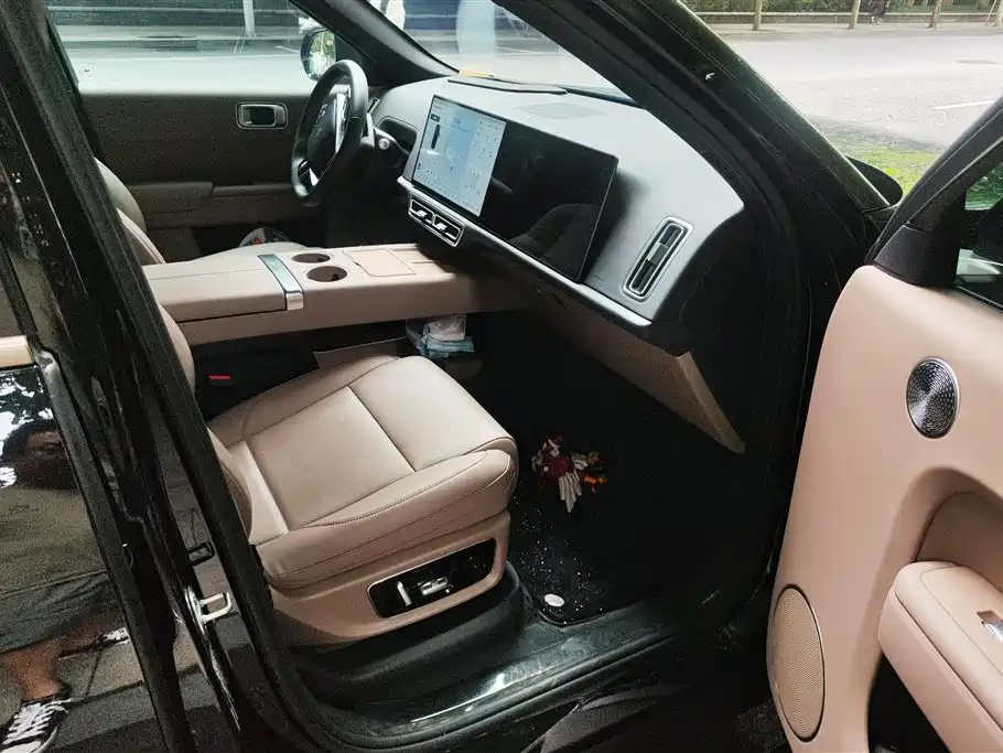 Li Auto Li L9 2026
