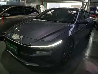 Hyundai Elantra 2024