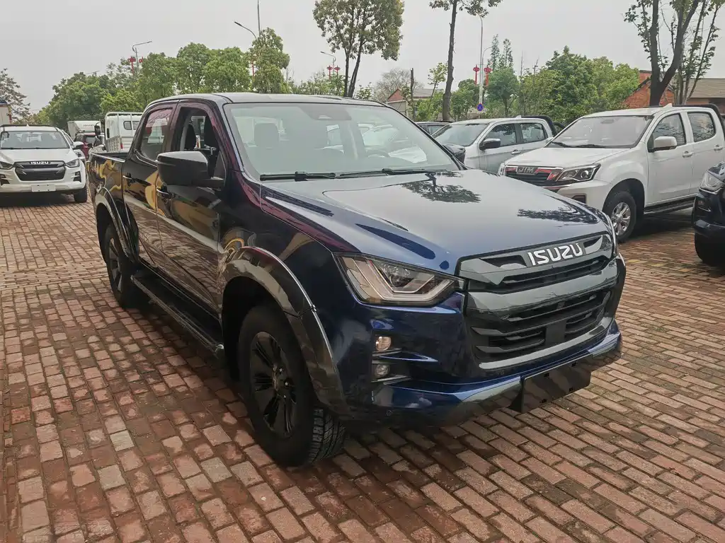 Isuzu D-MAX — фото 2