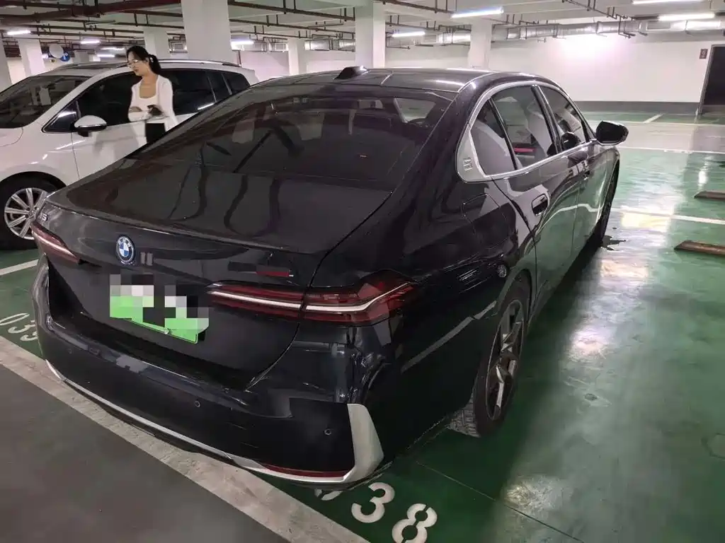 BMW i5 2024 — фото 9