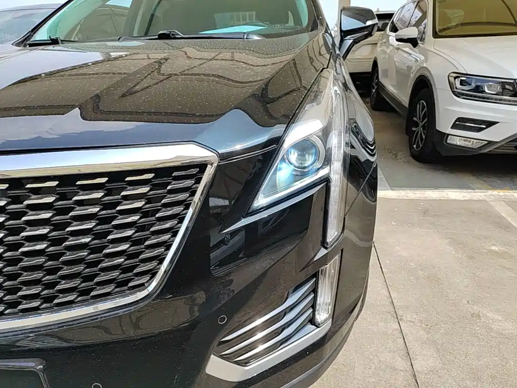 Cadillac XT5 2019 — фото 24