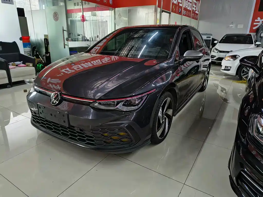 Volkswagen Golf GTI 2022