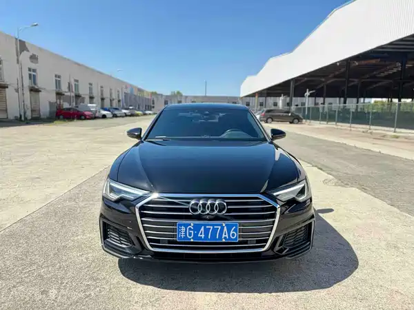 Audi A6L 2022