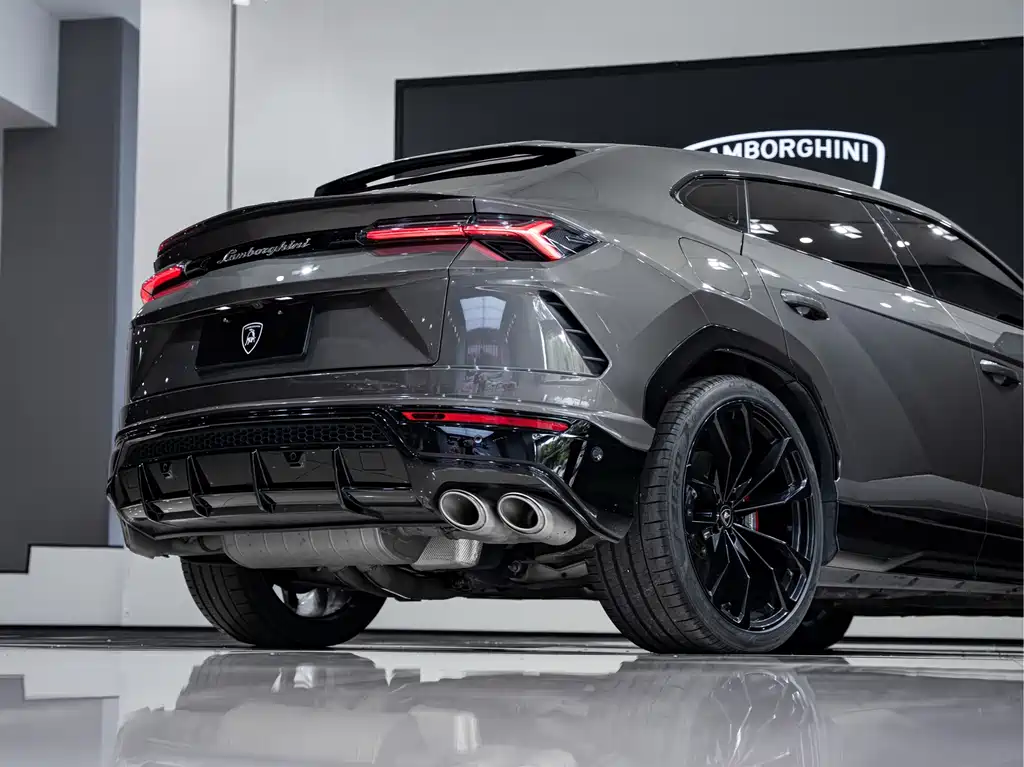 Lamborghini Urus 2021 — фото 6