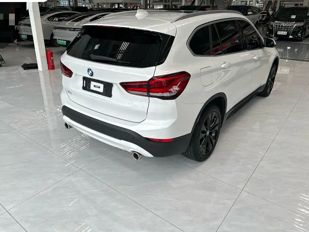 BMW X1 2020 — фото 17