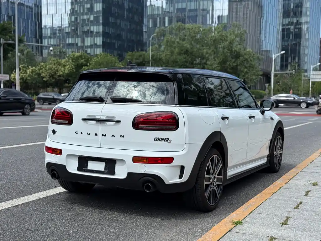 MINI Clubman 2024