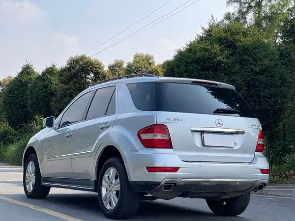 Mercedes-Benz M-Class 2011