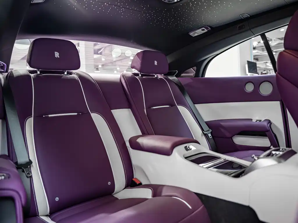Rolls-Royce Phantom 2021 — фото 13