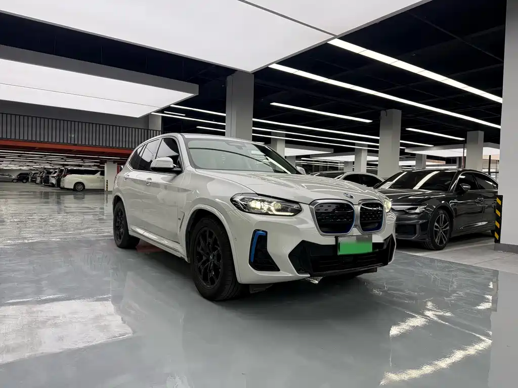 BMW iX3 2022 — фото 3