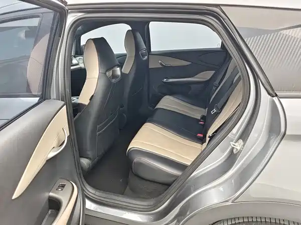 BYD Dolphin 2023