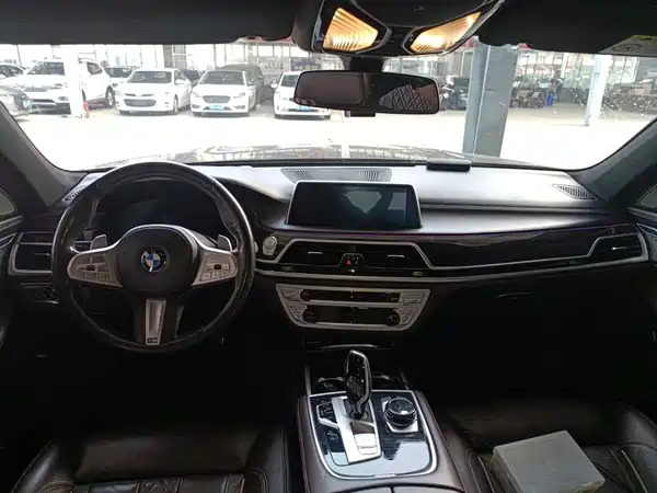 BMW 7 Series 2020