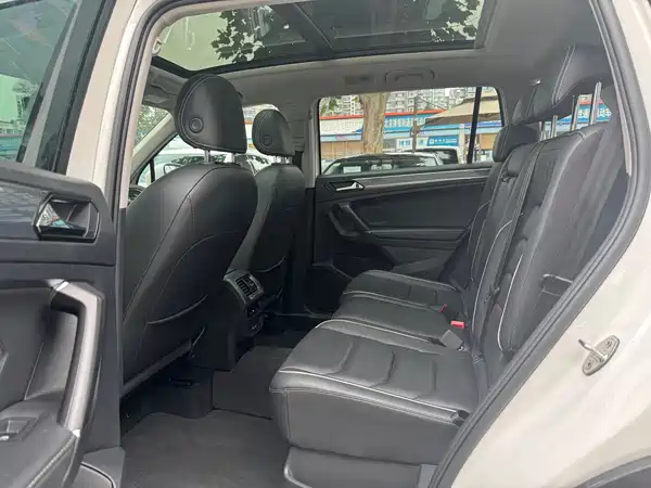 Volkswagen Tiguan L 2019