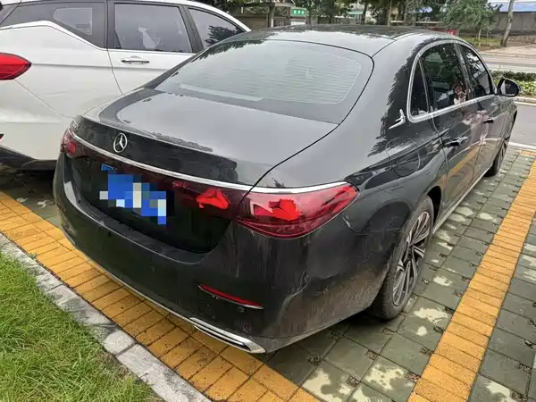 Mercedes-Benz E-Class 2025