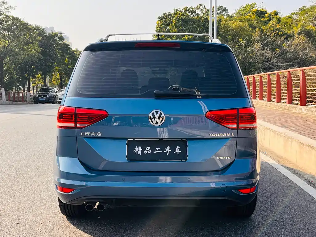 Volkswagen Touran 2020 — фото 18
