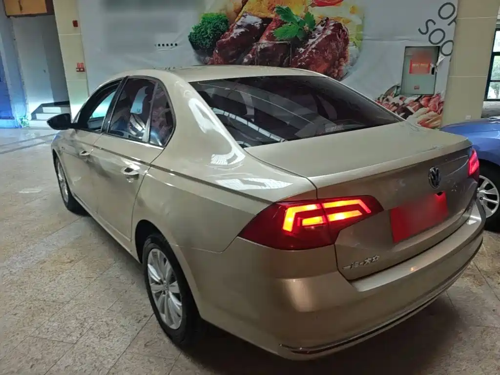 Volkswagen Bora 2016