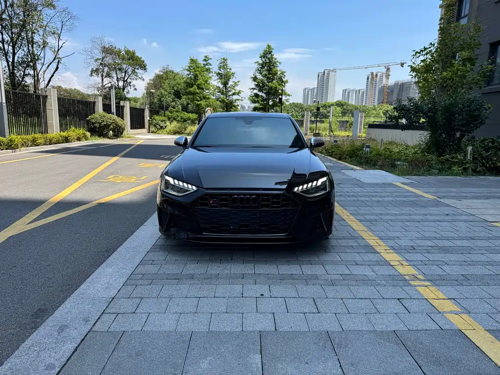 Audi S4 2021