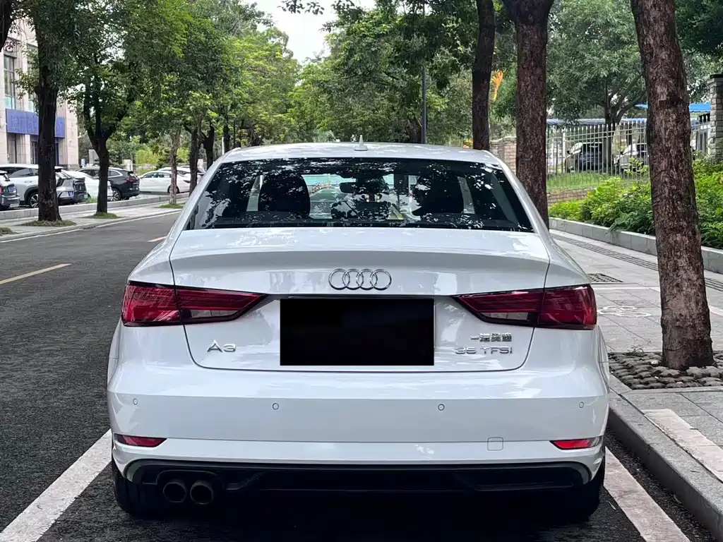 Audi A3 2018 — фото 13