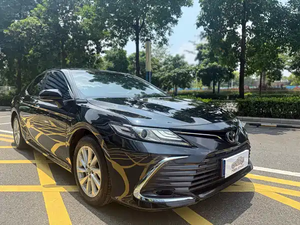 Toyota Camry 2021