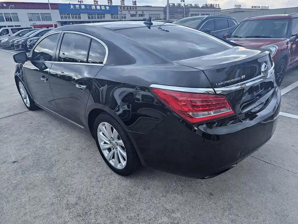 Buick LaCrosse 2014 — фото 11