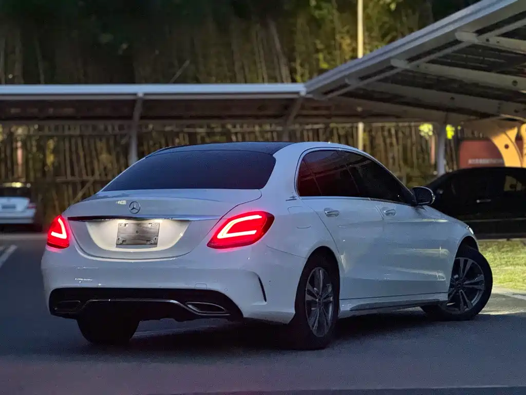 Mercedes-Benz C-Class 2018
