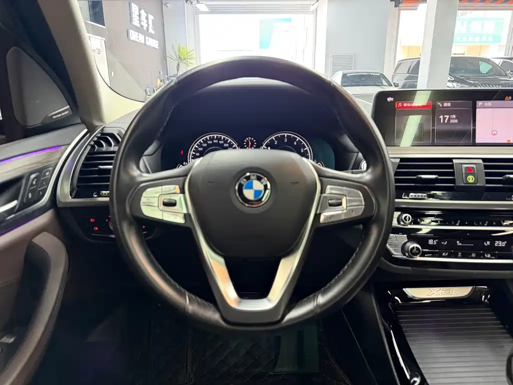 BMW X3 2019 — фото 8