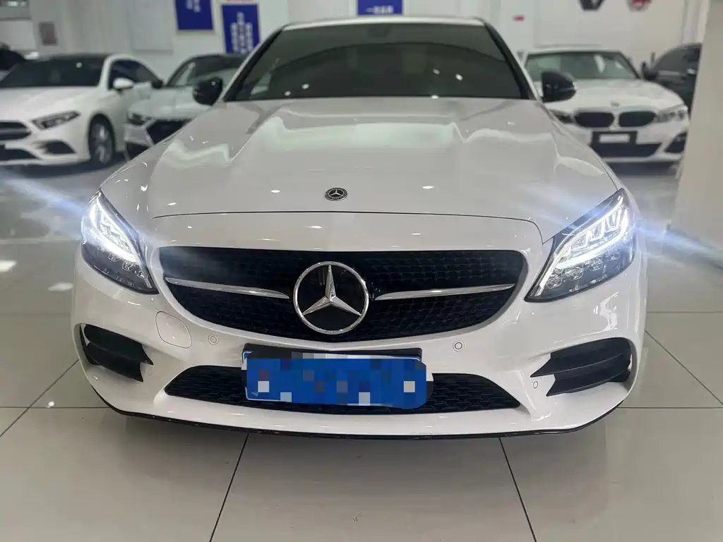 Mercedes-Benz C-Class 2021