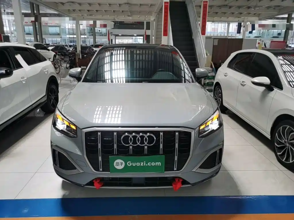 Audi Q2L 2023