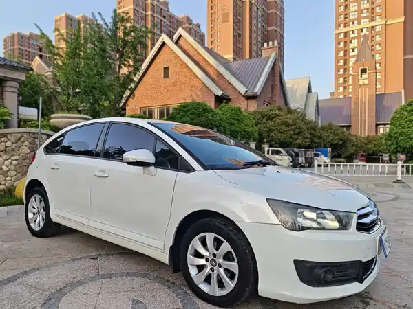 Citroën Sega 2015