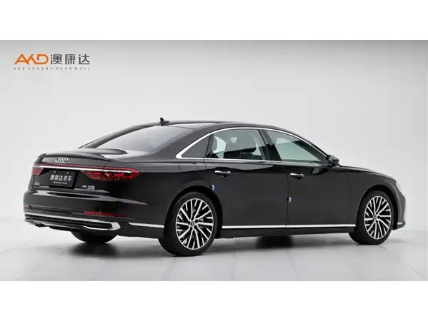 Audi A8 2024